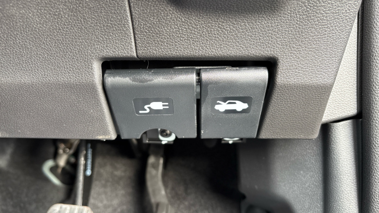 Dacia Spring 27kWh Expression 65 48kW 5dr Auto Electric Hatchback